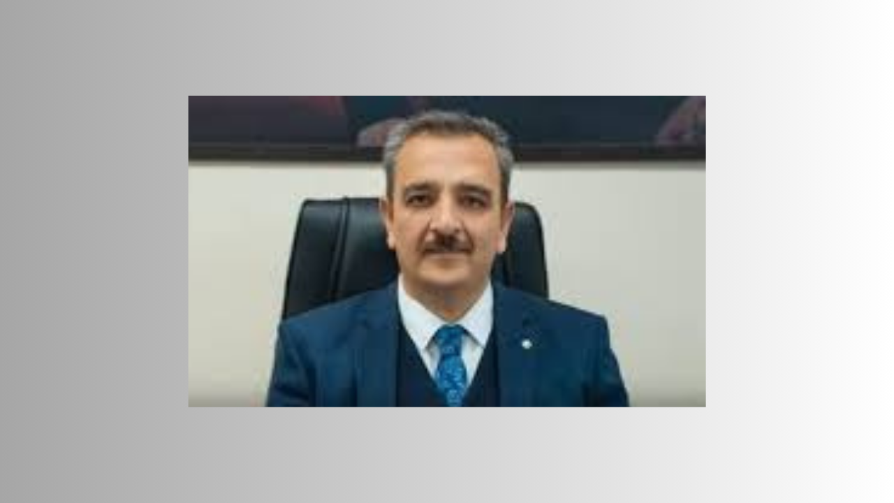 Güvenin Adı Mustafa Gür 