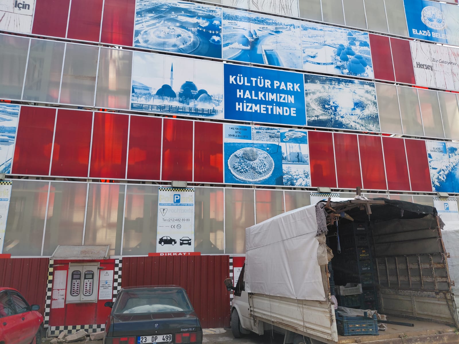 Sözde Hizmet, Kördüğüm Oldu